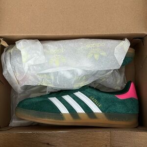 adidas Gazelle sneakers